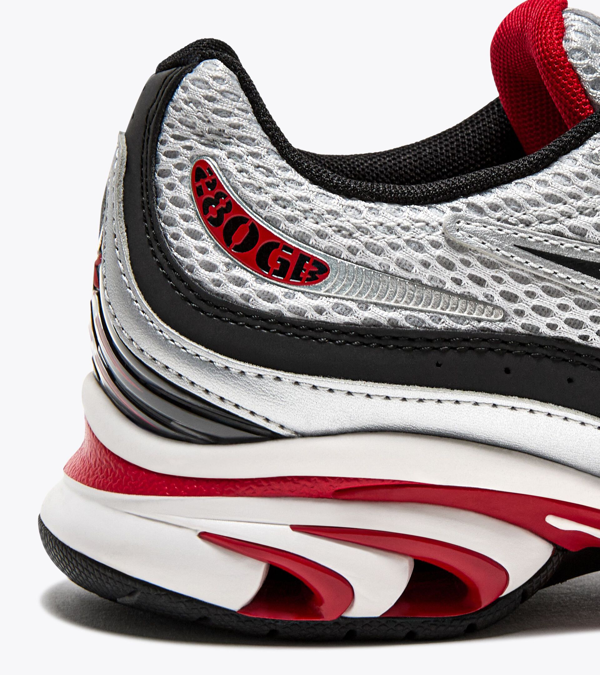 Diadora Mythos Propulsion 280 Silver Metalllic