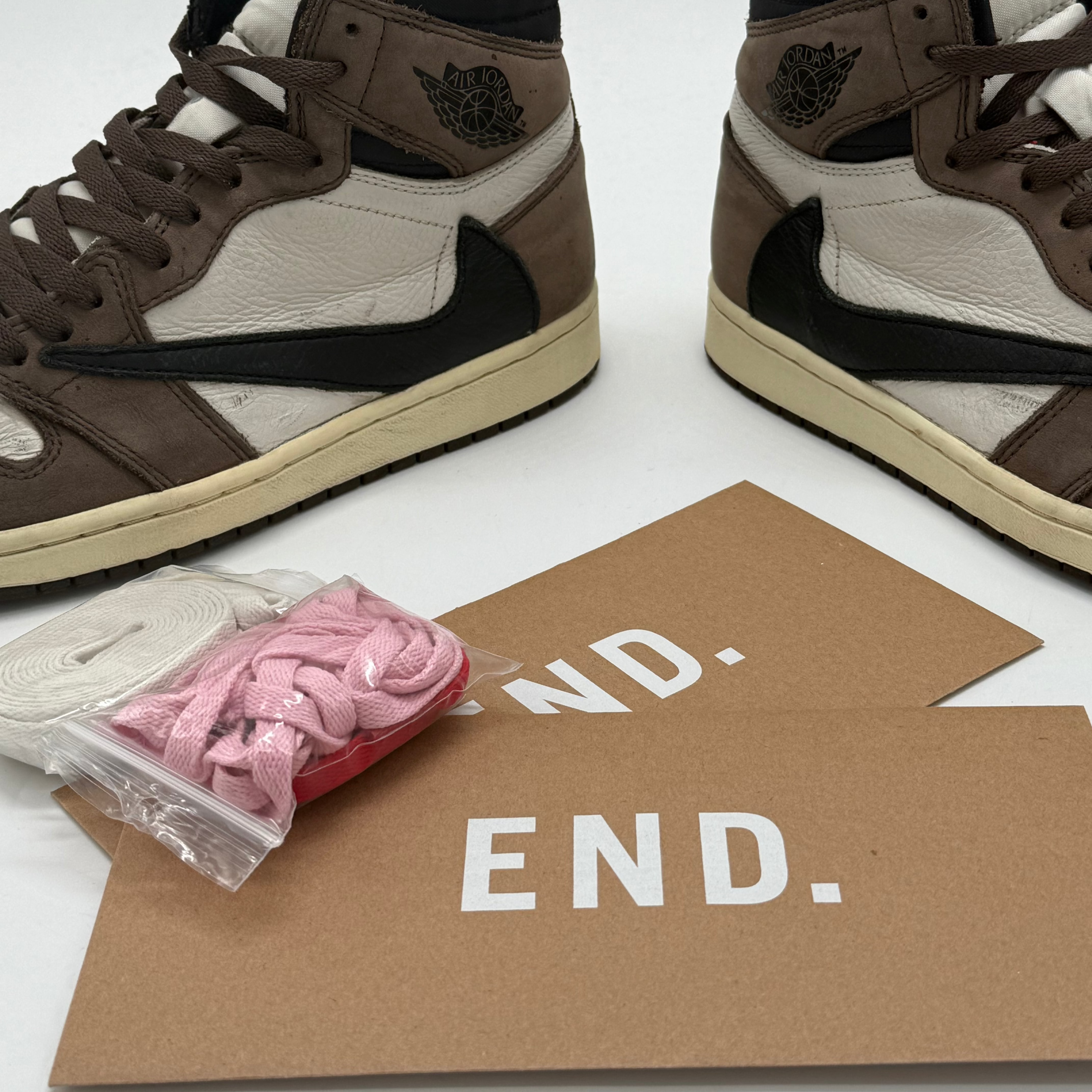 Nike Air Jordan 1 High Retro Travis Scott Cactus Jack - EU 43