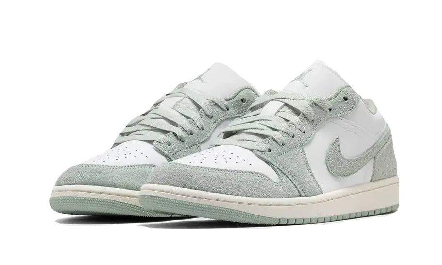 Nike Air Jordan 1 Low SE White Seafoam