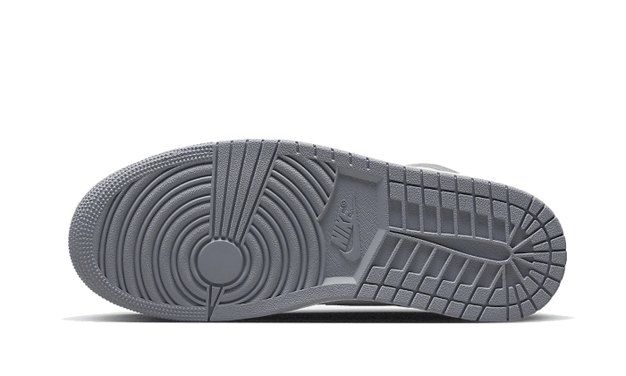 Nike Air Jordan 1 Retro High OG Stealth