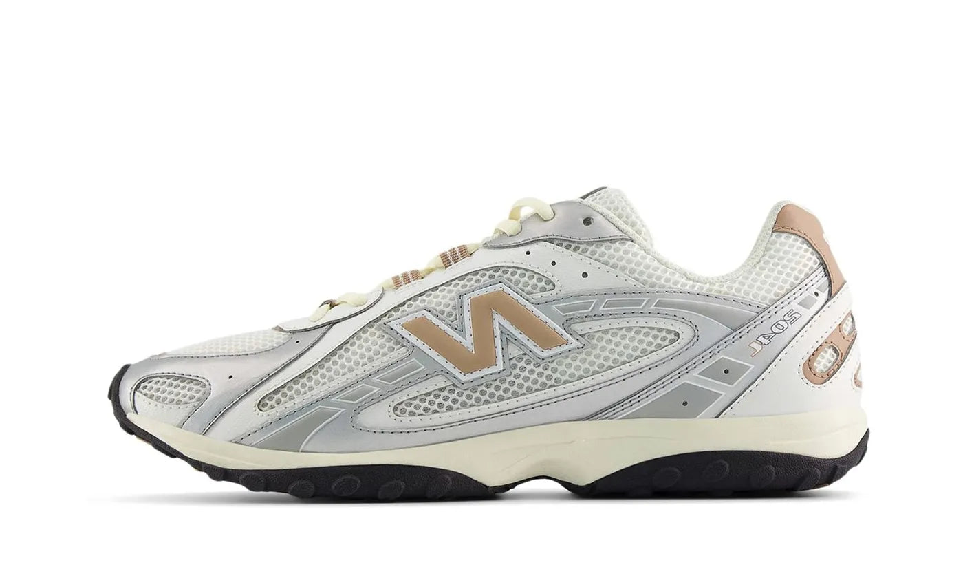New Balance 204L Silver Metallic Flat Taupe - U204LSWA
